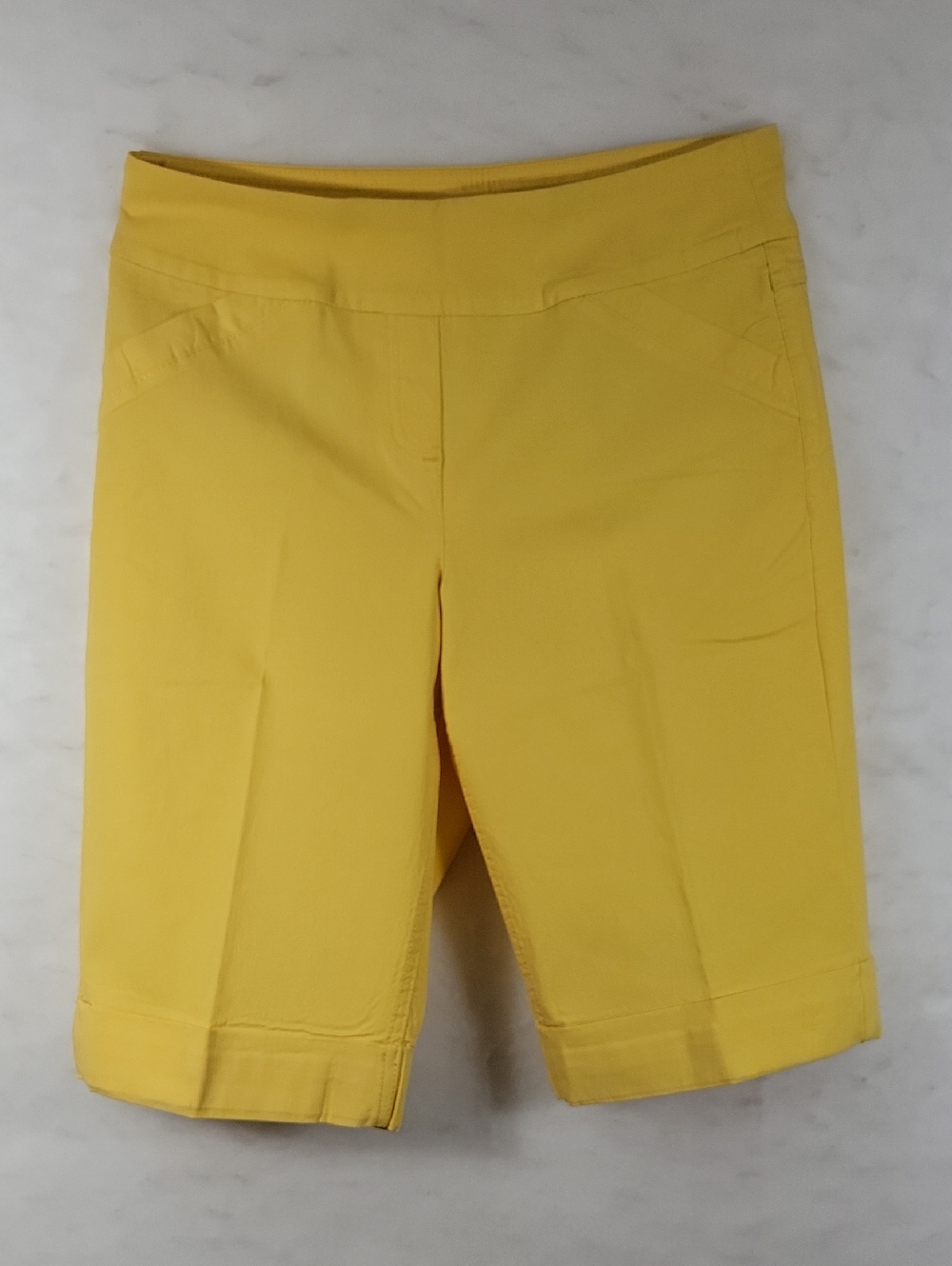 Westbound Women's Yellow Bermuda Shorts Size 8